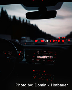 night-driving-photo